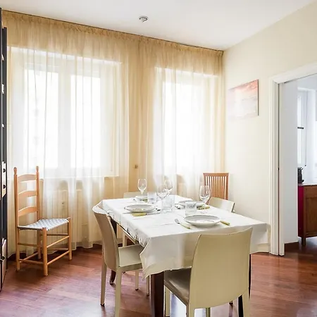L'arco E La Curva:come A Casa Nel Cuore Di Apartamento