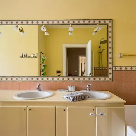 L'arco E La Curva:come A Casa Nel Cuore Di Διαμέρισμα *